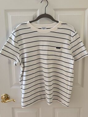 PARKE NWT - White Short-Sleeve Stripe Tee with Chest Pocket